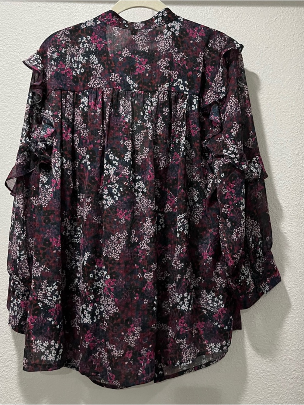 Ted baker floral Ruffle Long-Sleeve Blouse in Black and Plum